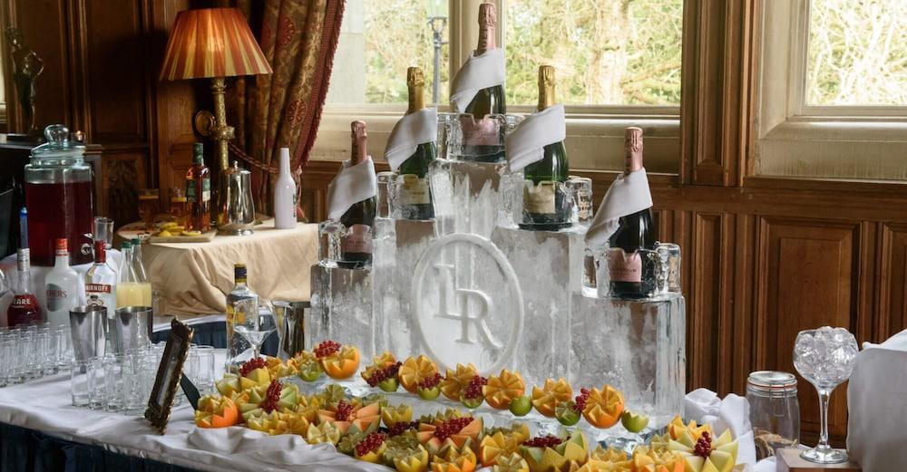 Отель Lough Rynn Castle Mohill Экстерьер фото