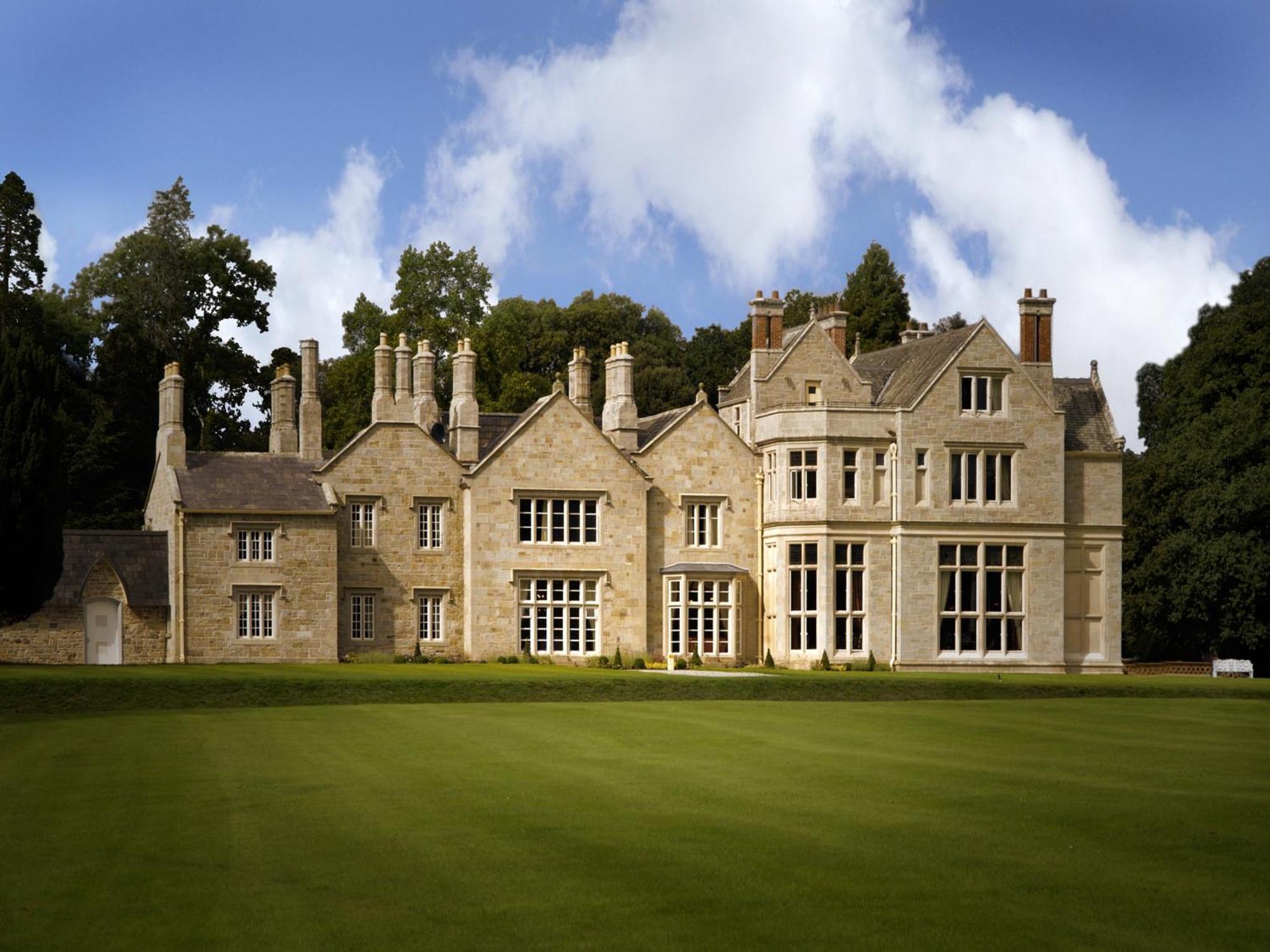 Отель Lough Rynn Castle Mohill Экстерьер фото