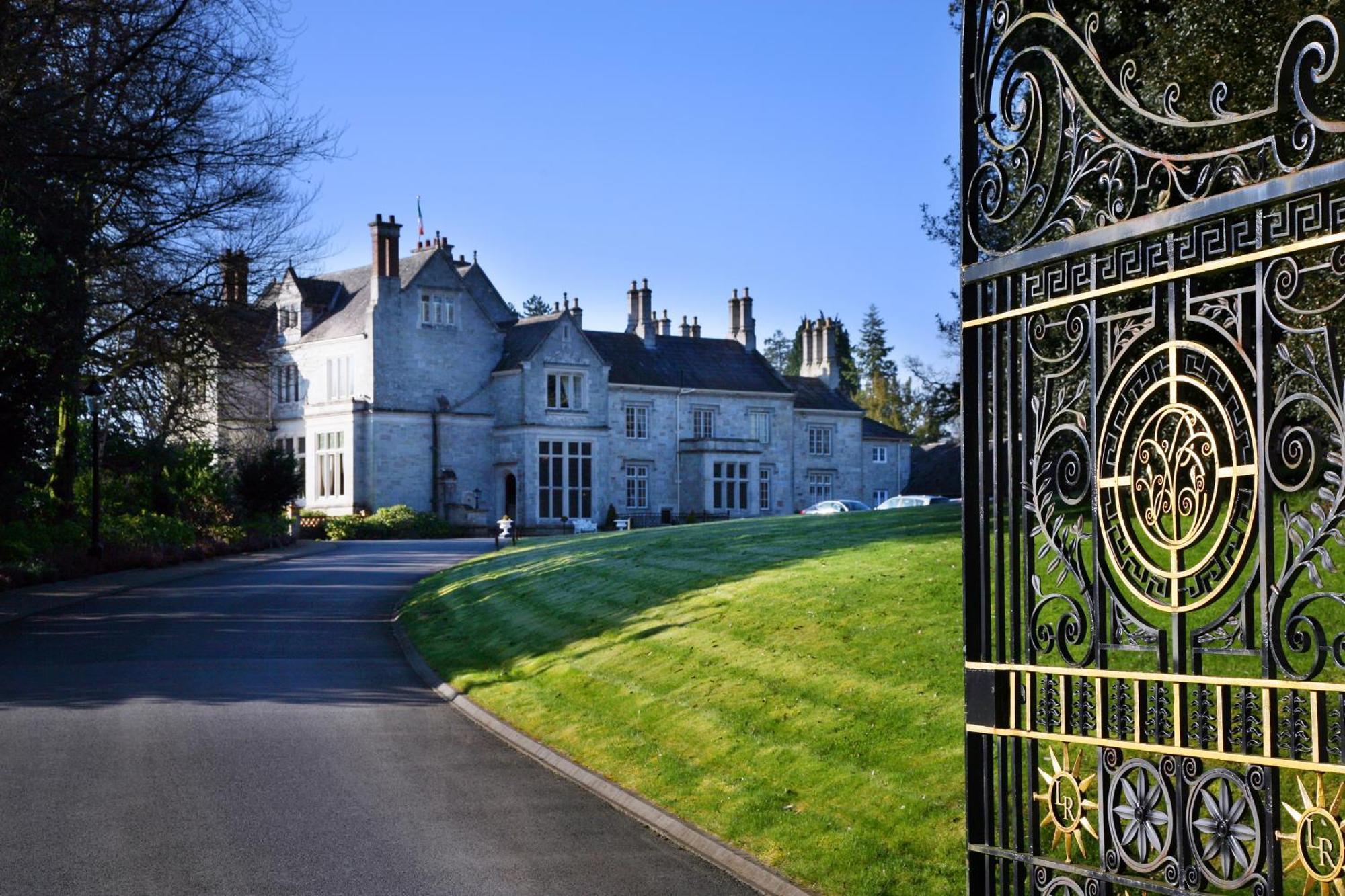 Отель Lough Rynn Castle Mohill Экстерьер фото