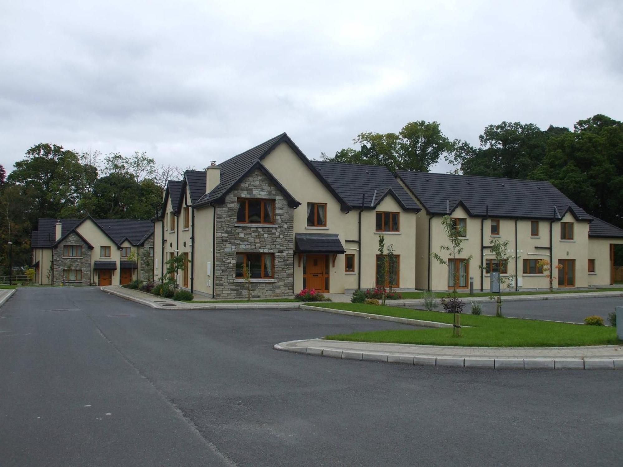 Отель Lough Rynn Castle Mohill Экстерьер фото